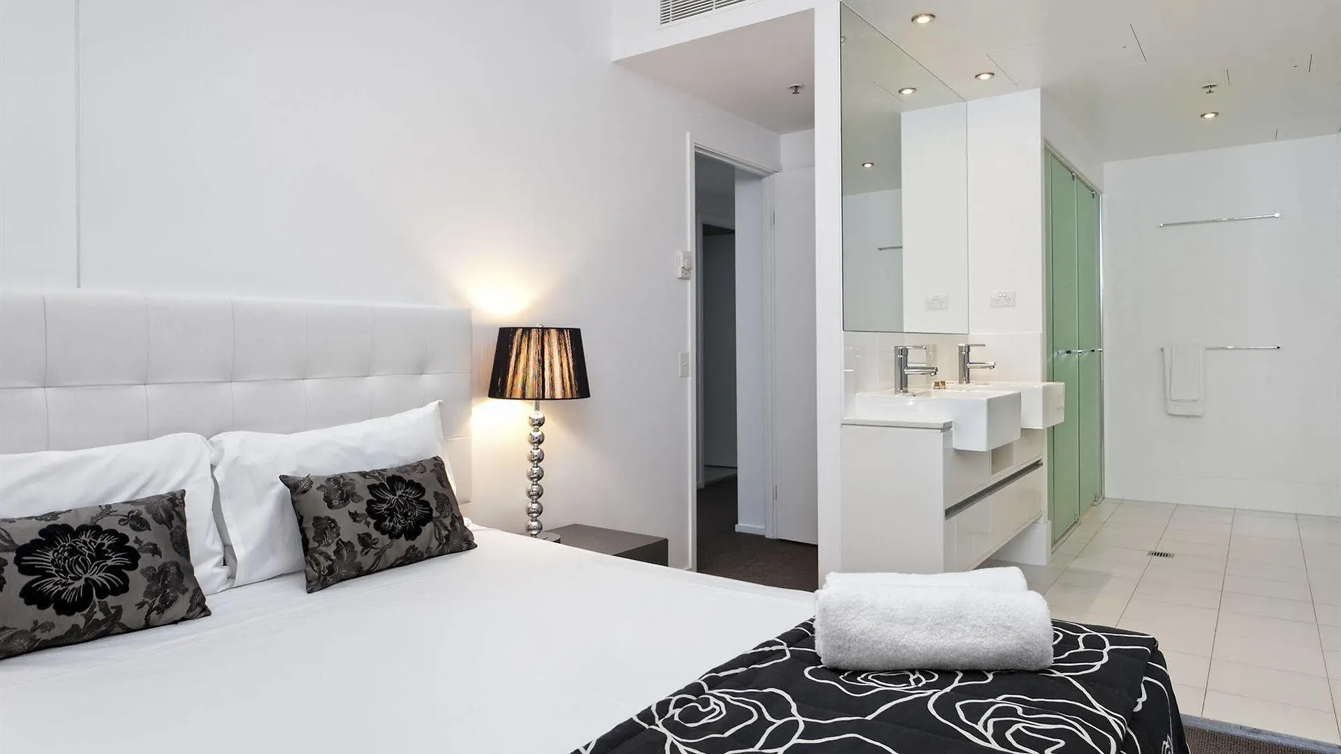 Mantra On The Quay Aparthotel Brisbane 4*,