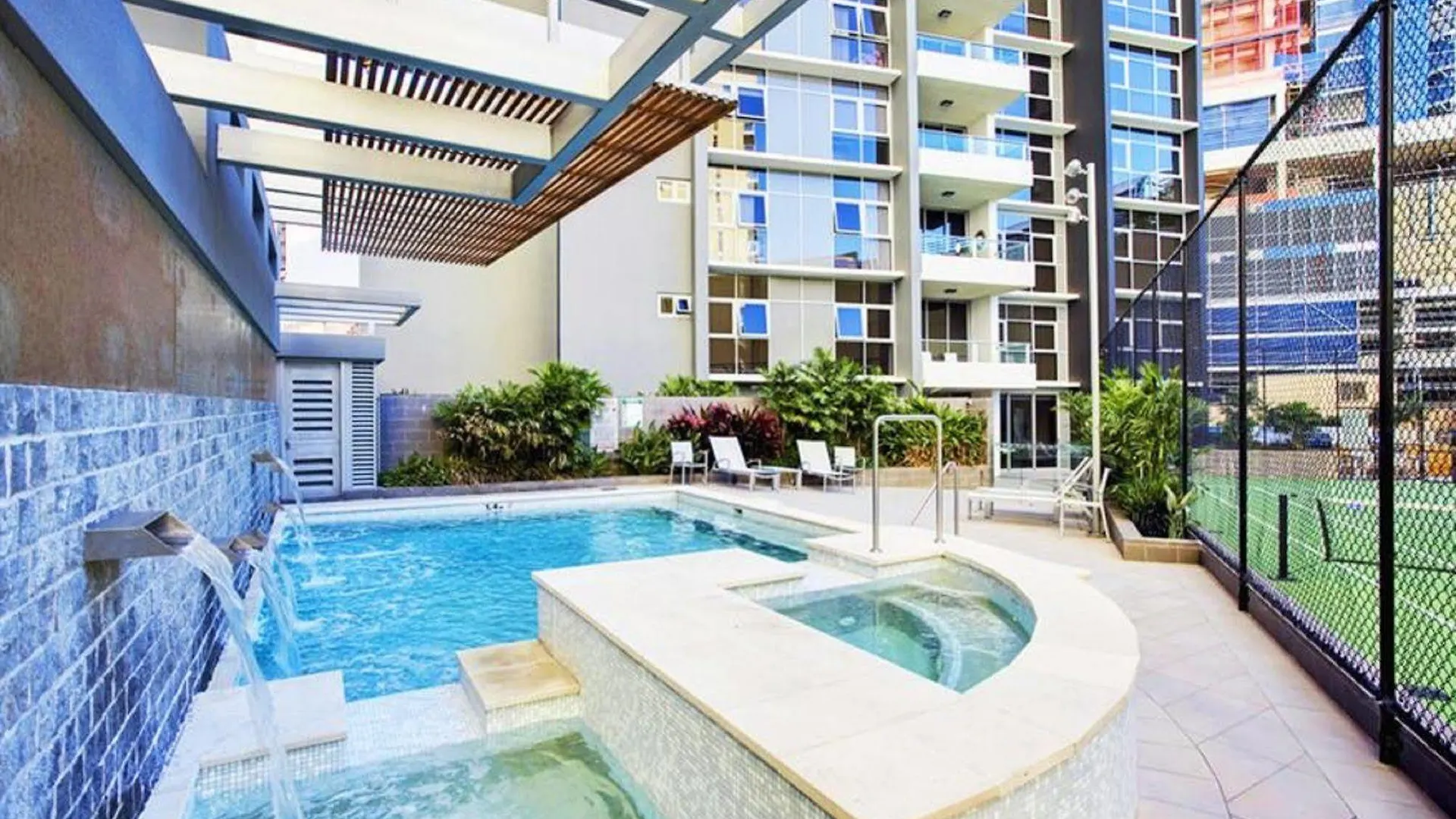 Mantra On The Quay Aparthotel Brisbane