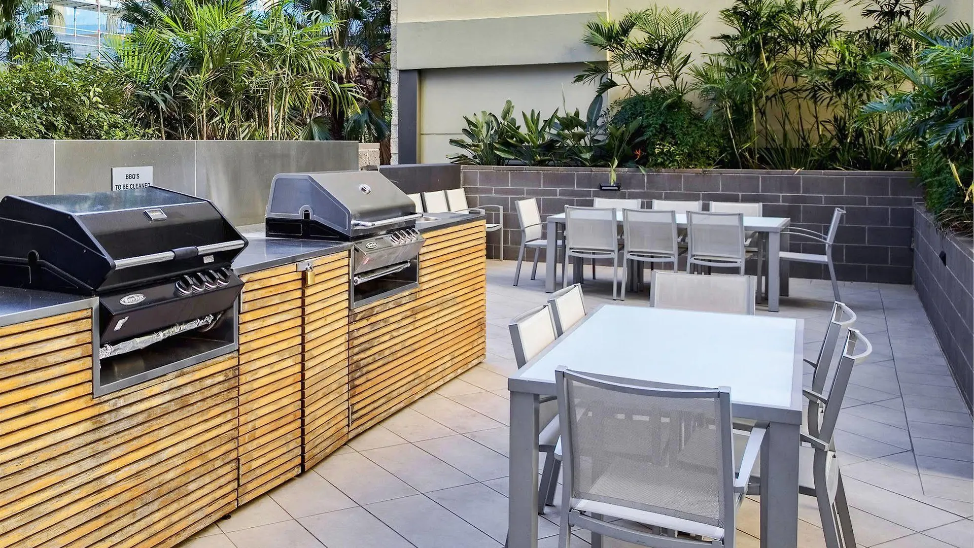 Mantra On The Quay Aparthotel Brisbane 4*,  Australia